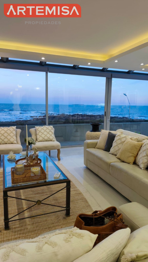 Apartamento ID.975 - Espectacular PENTHOUSE DUPLEX  frente al MAR 4 SUITES