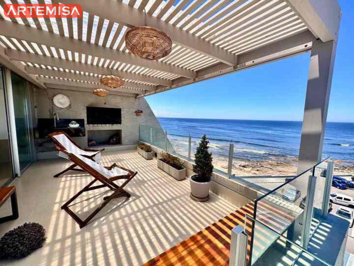 Apartamento ID.975 - Espectacular PENTHOUSE DUPLEX  frente al MAR 4 SUITES