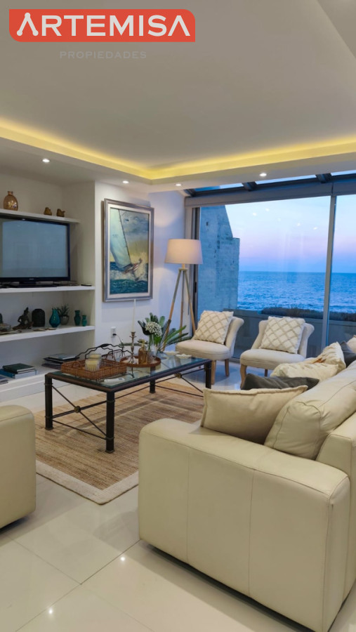 Apartamento ID.975 - Espectacular PENTHOUSE DUPLEX  frente al MAR 4 SUITES