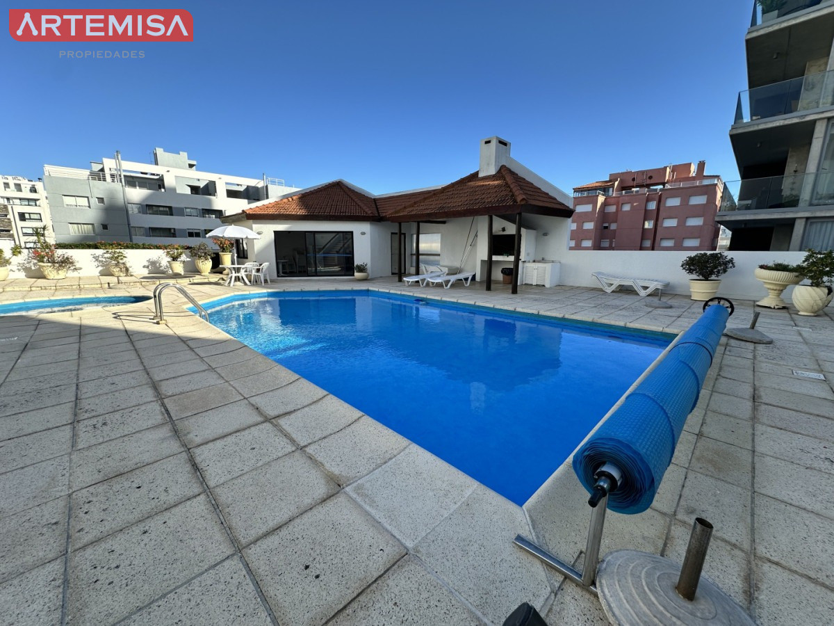 Apartamento ID.917 - APARTAMENTO CON GRAN TERRAZA AL FRENTE
