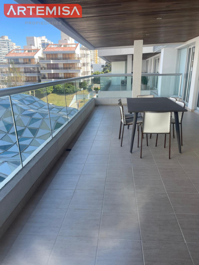 Apartamento ID.866 - Alquiler Temporal Parada 6 de la Brava