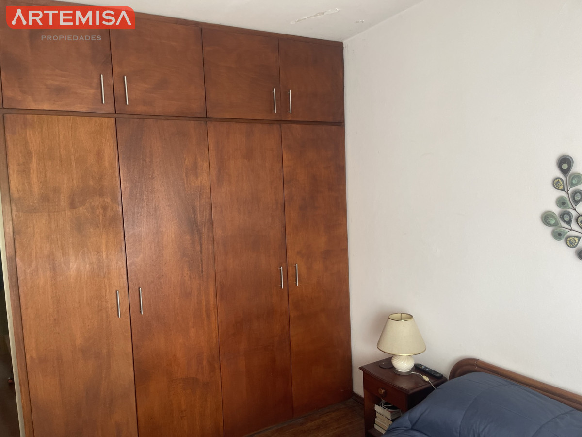 Apartamento ID.746 - Muy Iluminado y remodelado Apto 3 dorm. balcón y amplia terraza.
