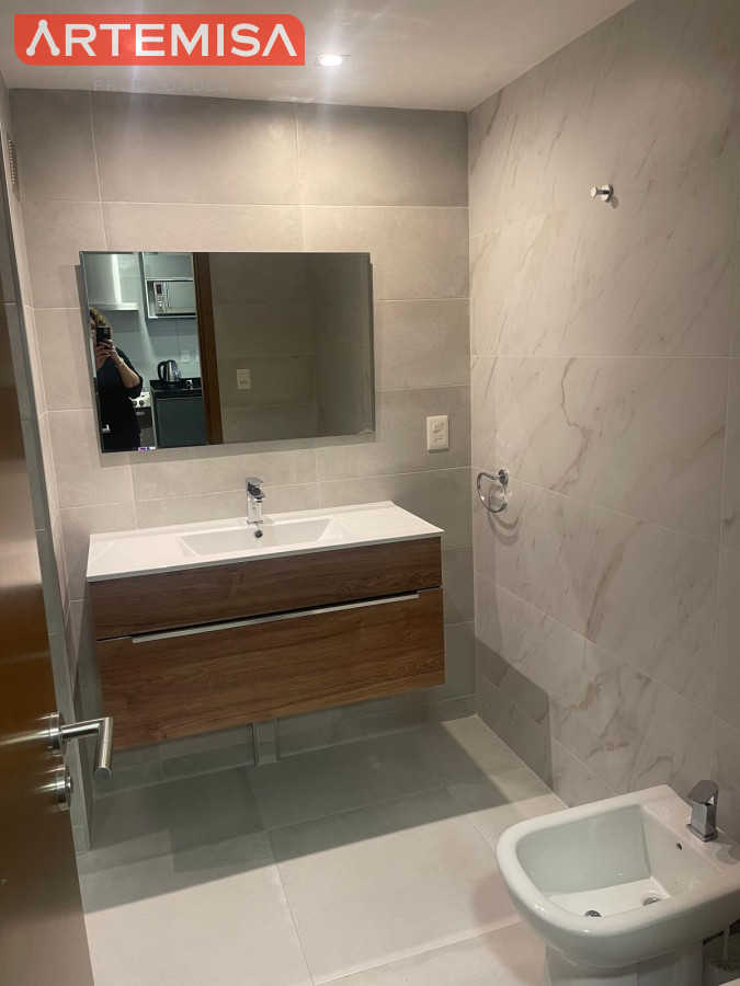 Apartamento ID.804 - El apartamento que buscabas, iluminado,  excelente construcción. 