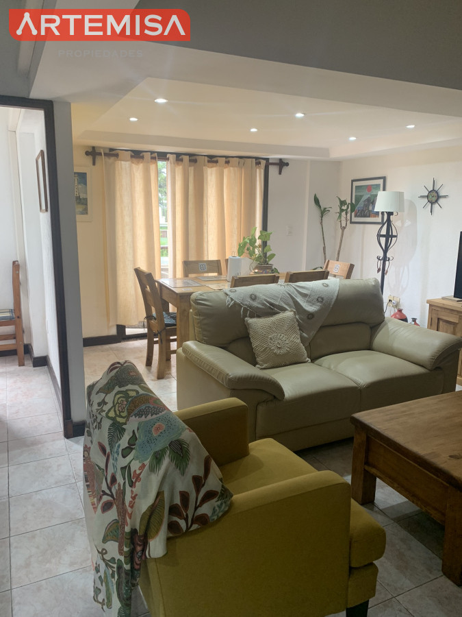 Apartamento ID.736 - Pent-House Con amplio parrillero Propio. 