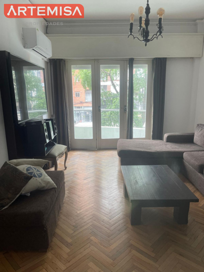 Apartamento ID.868 - Amplio apartamento de excelente construcción totalmente actualizado 3 dormitorios 