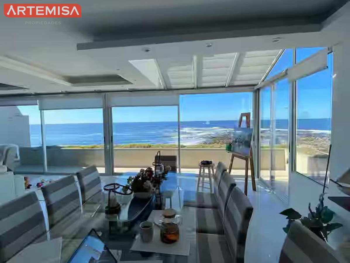 Apartamento ID.975 - Espectacular PENTHOUSE DUPLEX  frente al MAR 4 SUITES