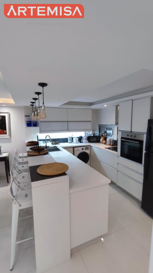 Apartamento ID.975 - Espectacular PENTHOUSE DUPLEX  frente al MAR 4 SUITES