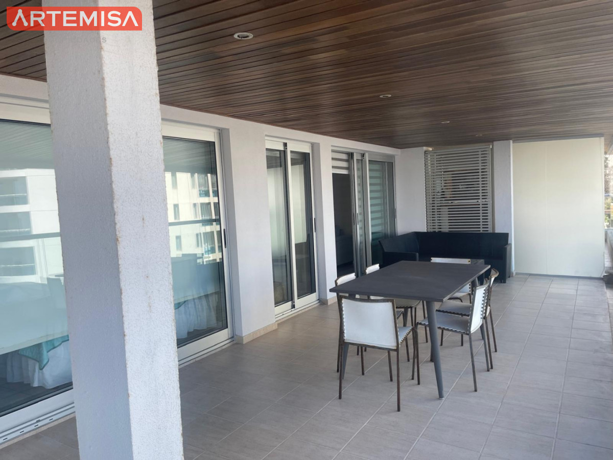 Apartamento ID.866 - Alquiler Temporal Parada 6 de la Brava