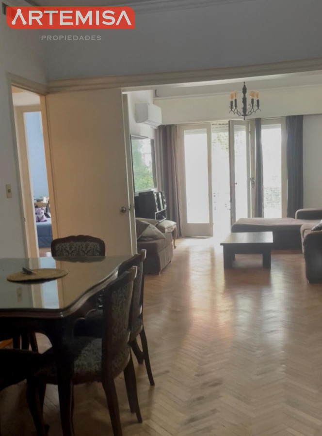 Apartamento ID.868 - Amplio apartamento de excelente construcción totalmente actualizado 3 dormitorios 