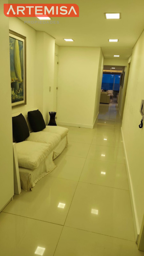 Apartamento ID.975 - Espectacular PENTHOUSE DUPLEX  frente al MAR 4 SUITES