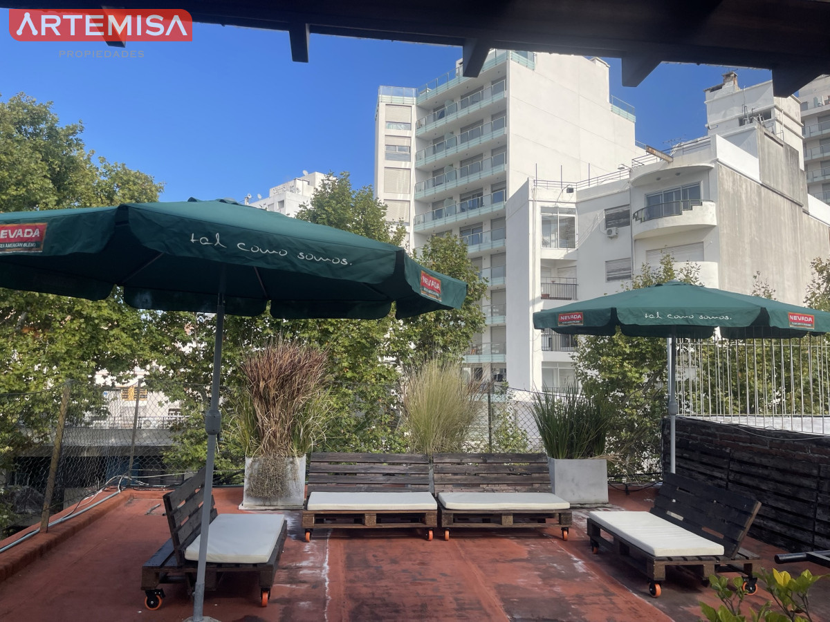 Apartamento ID.746 - Muy Iluminado y remodelado Apto 3 dorm. balcón y amplia terraza.