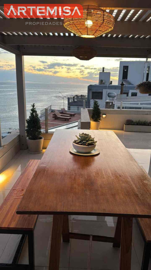 Apartamento ID.975 - Espectacular PENTHOUSE DUPLEX  frente al MAR 4 SUITES