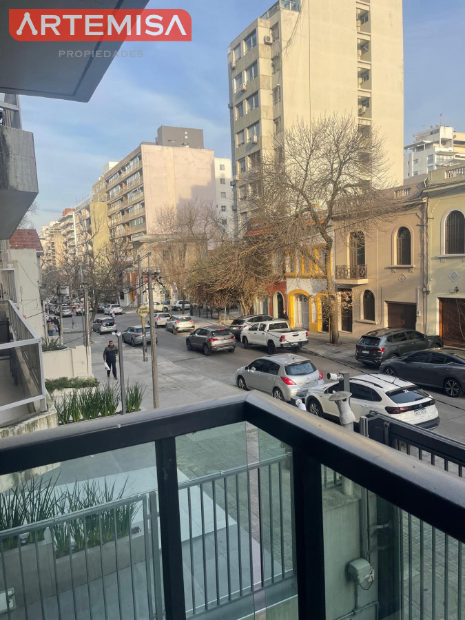 Apartamento ID.804 - El apartamento que buscabas, iluminado,  excelente construcción. 