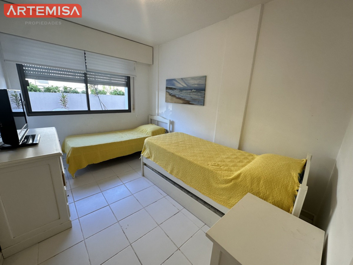 Apartamento ID.917 - APARTAMENTO CON GRAN TERRAZA AL FRENTE