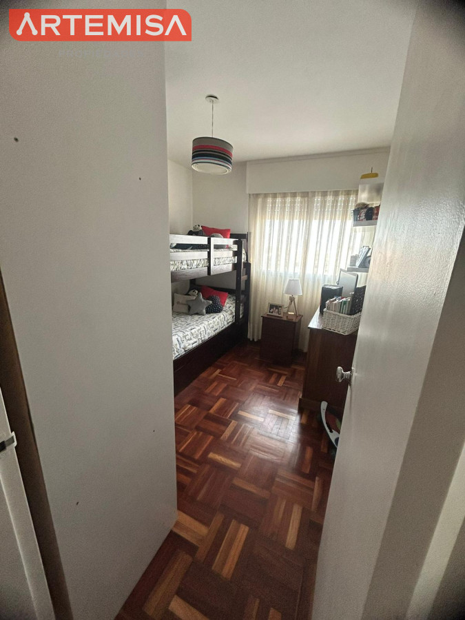 Apartamento ID.855 - Amplio e iluminado apartamento en Malvin 2/3 dormitorios y cocheras