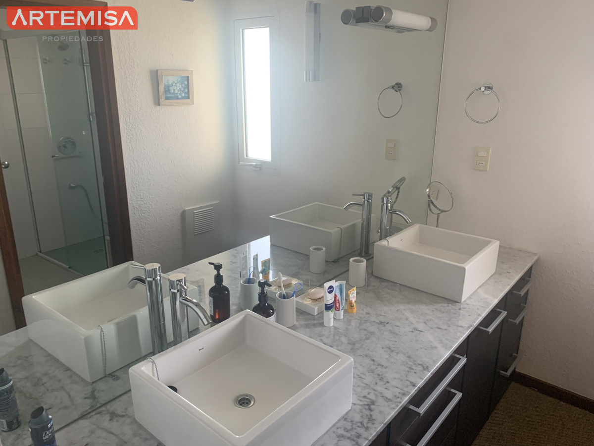 Apartamento ID.446 - Alquiler Temporal Parada 1 frente al Mar, mejor ubicación, vistas y servicios! Malecon II