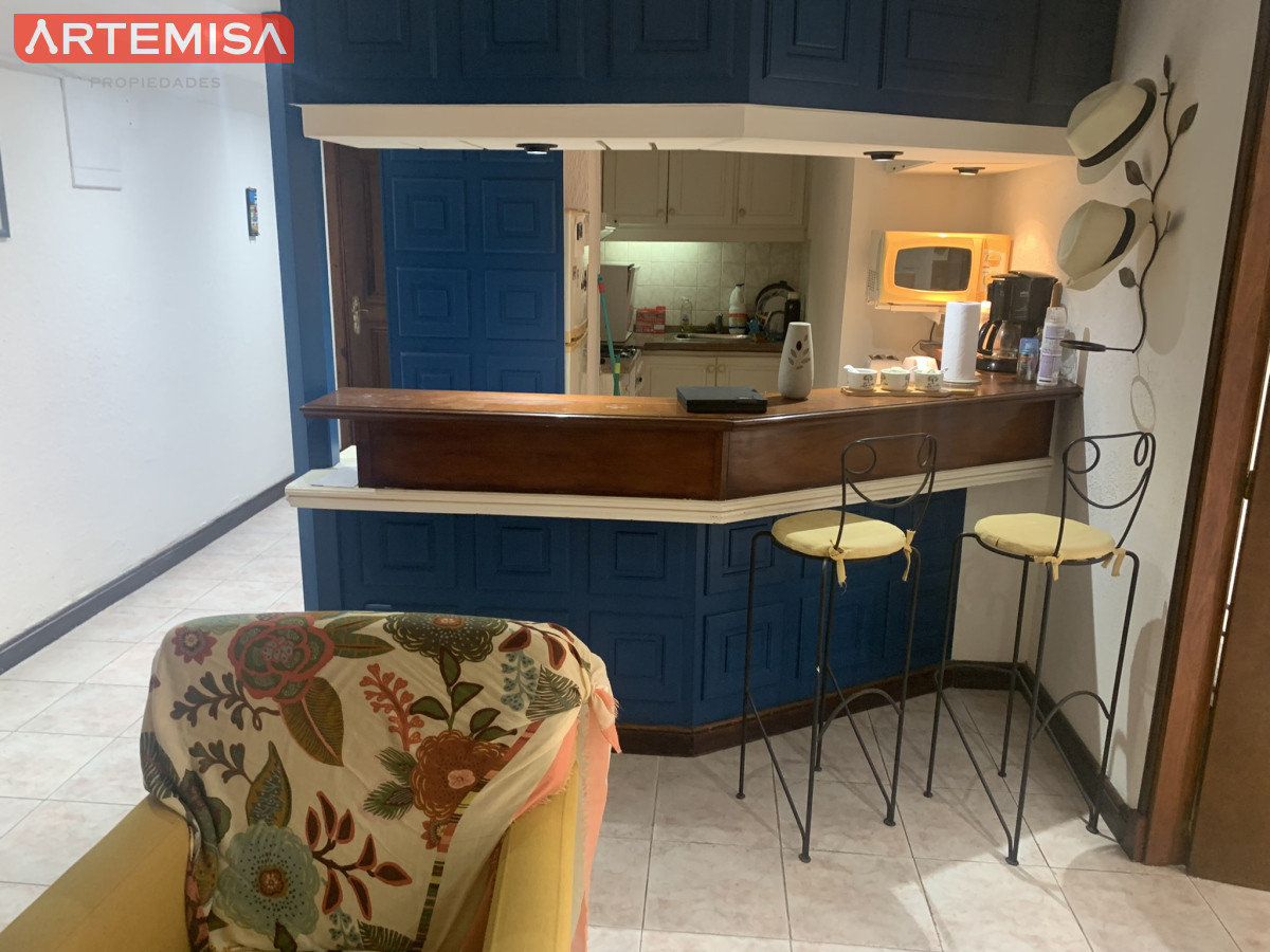 Apartamento ID.736 - Pent-House Con amplio parrillero Propio. 
