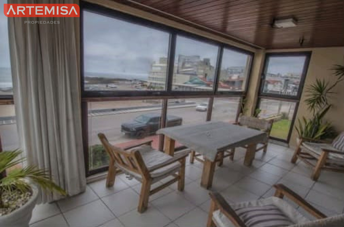 Apartamento ID.949 - DEPARTAMENTO DE 3 DORMITORIOS CON VISTA A LA BRAVA