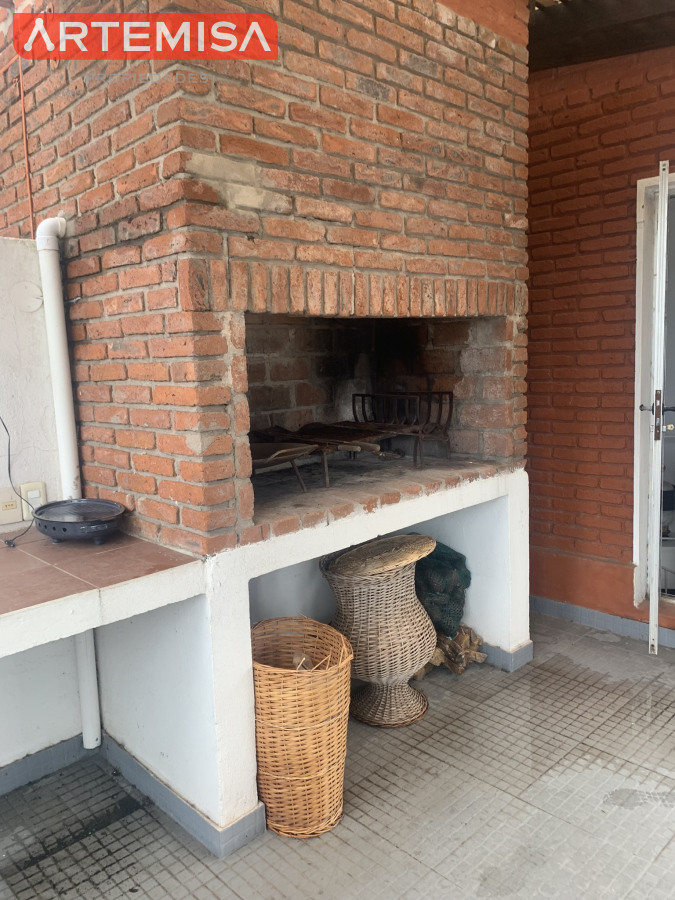 Apartamento ID.736 - Pent-House Con amplio parrillero Propio. 
