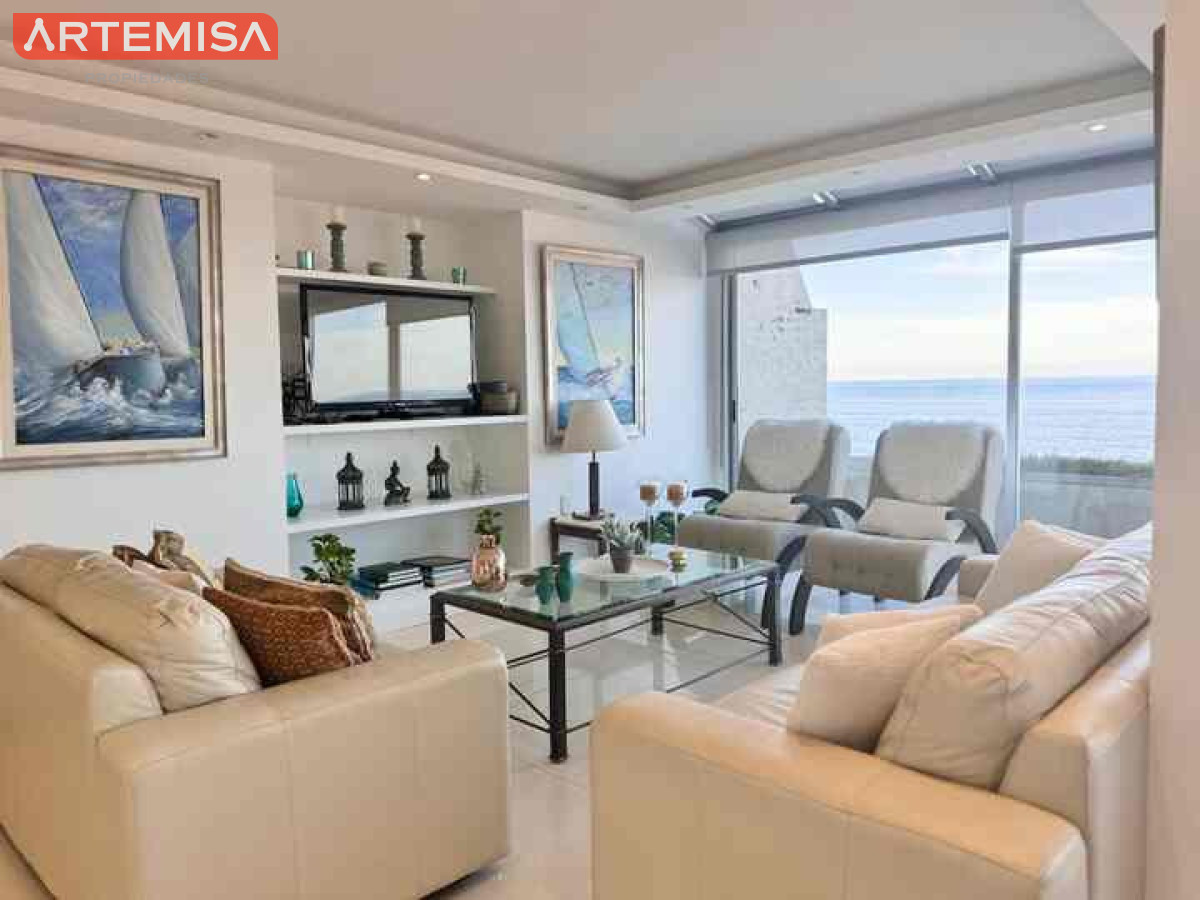 Apartamento ID.975 - Espectacular PENTHOUSE DUPLEX  frente al MAR 4 SUITES