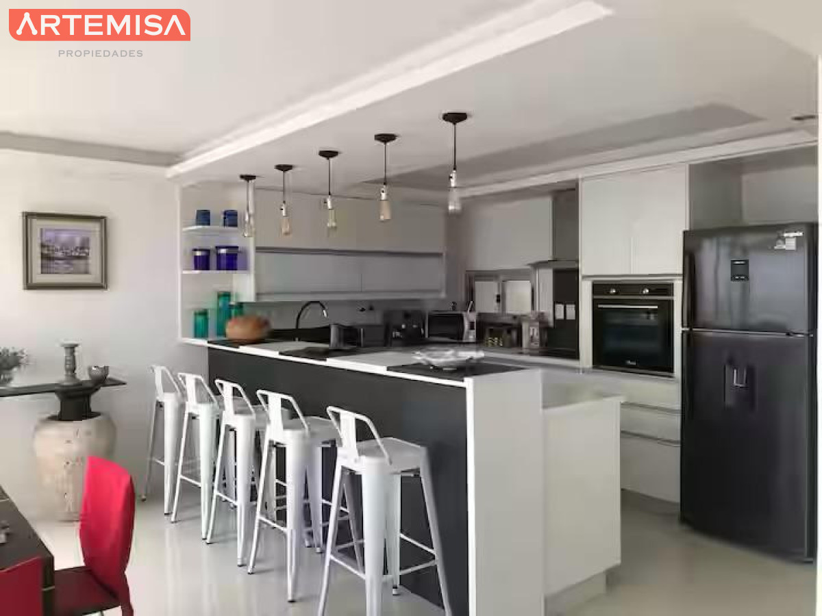Apartamento ID.975 - Espectacular PENTHOUSE DUPLEX  frente al MAR 4 SUITES