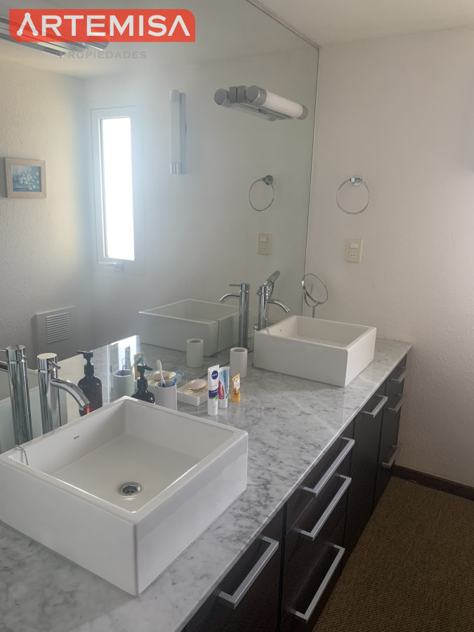 Apartamento ID.446 - Alquiler Temporal Parada 1 frente al Mar, mejor ubicación, vistas y servicios! Malecon II