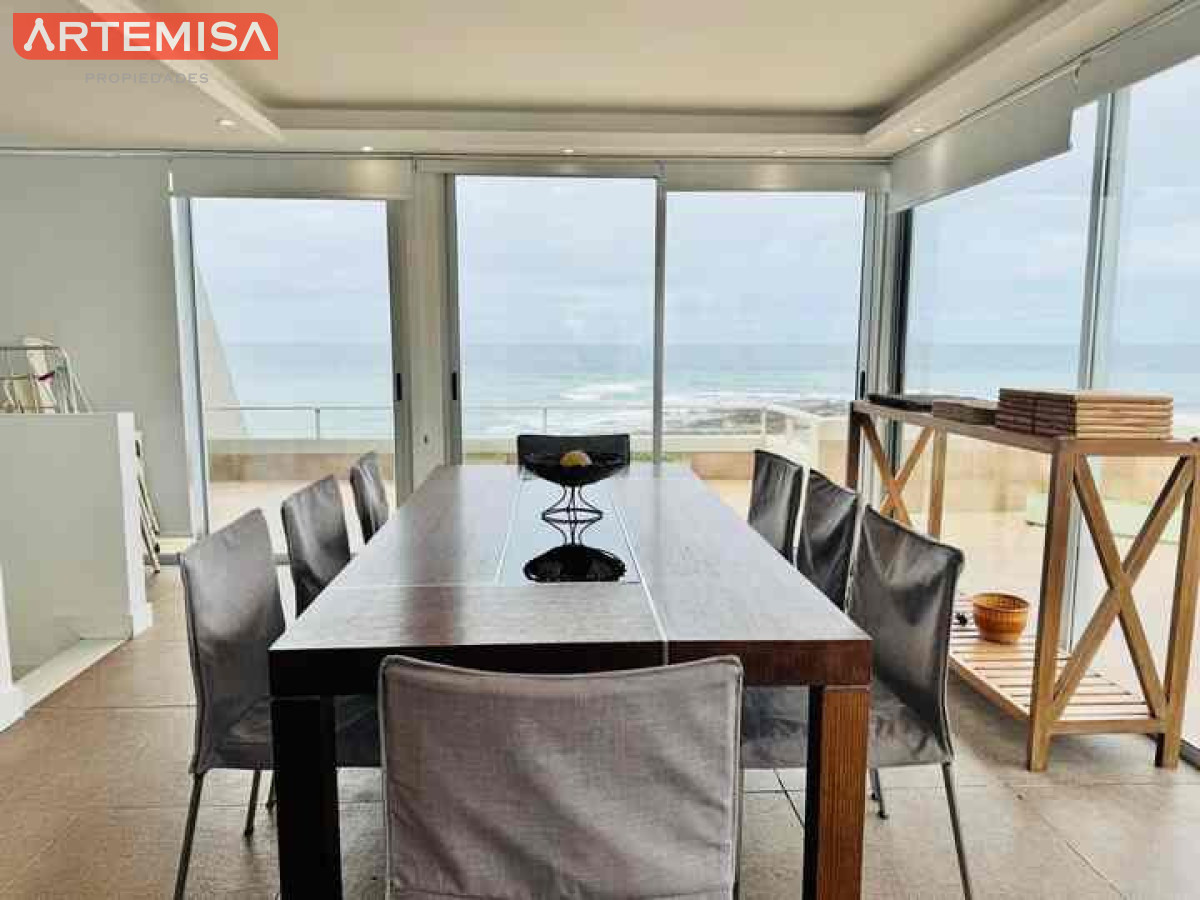 Apartamento ID.975 - Espectacular PENTHOUSE DUPLEX  frente al MAR 4 SUITES