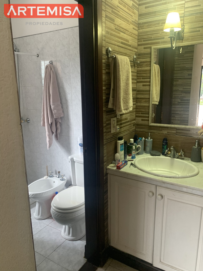 Apartamento ID.736 - Pent-House Con amplio parrillero Propio. 