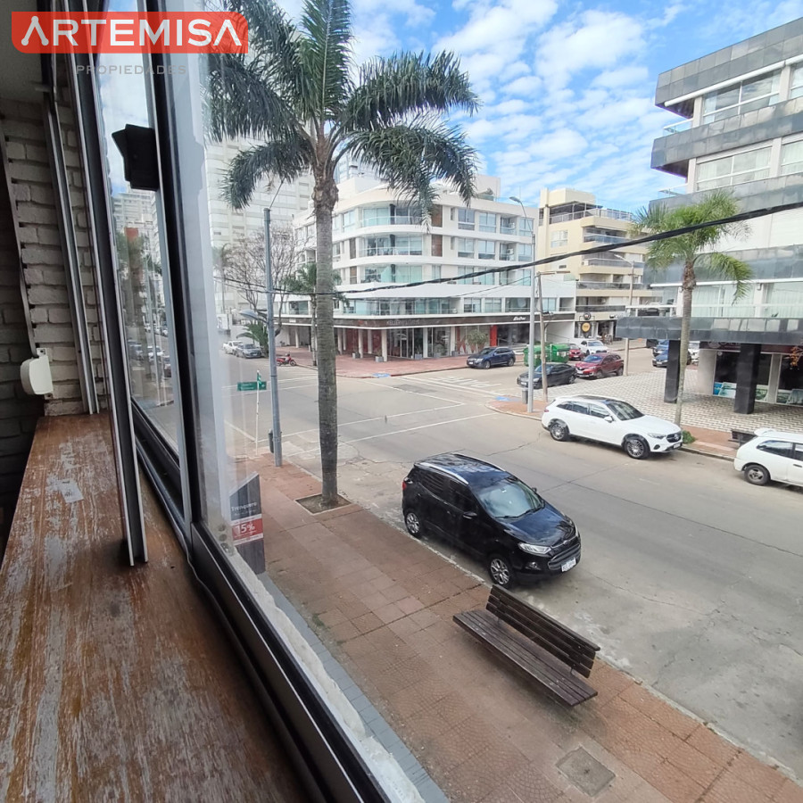Apartamento ID.977 - DEPARTAMENTO EN ALQUILER ANUAL GORLERO