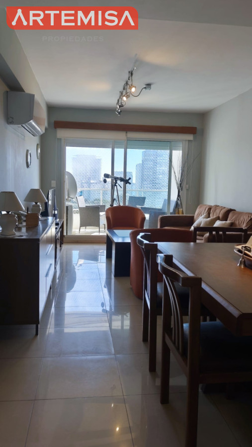 Apartamento ID.989 - DEPARTAMENTO AMPLIO Y CON VISTA AL MAR 