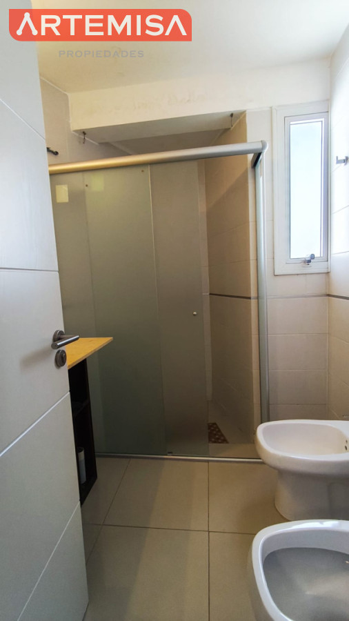 Apartamento ID.989 - DEPARTAMENTO AMPLIO Y CON VISTA AL MAR 