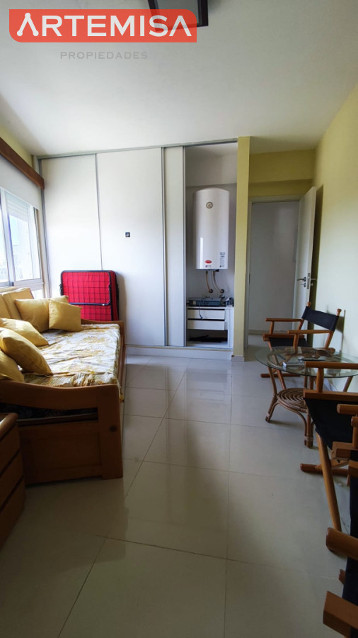 Apartamento ID.989 - DEPARTAMENTO AMPLIO Y CON VISTA AL MAR 
