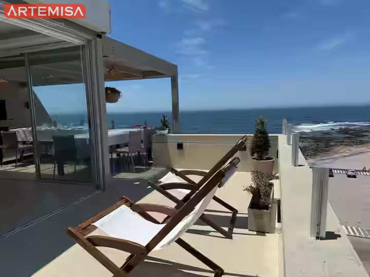Apartamento ID.975 - Espectacular PENTHOUSE DUPLEX  frente al MAR 4 SUITES