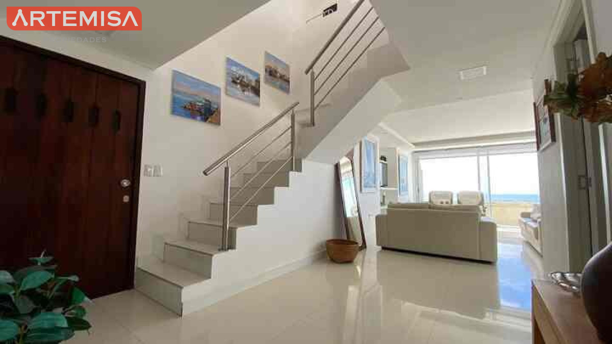 Apartamento ID.975 - Espectacular PENTHOUSE DUPLEX  frente al MAR 4 SUITES