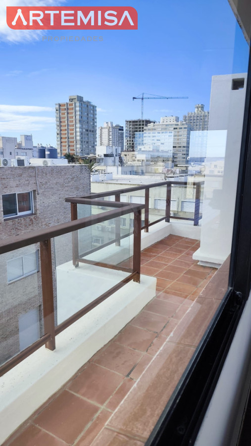Apartamento ID.937 - DEPARTAMENTO TIPO PH EN PENINSULA CON BARBACOA