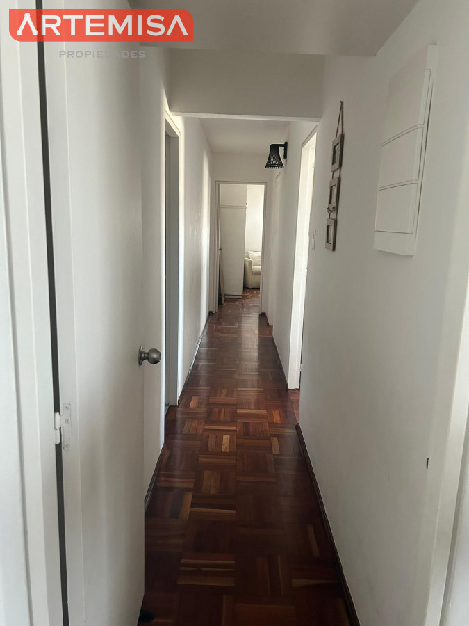 Apartamento ID.855 - Amplio e iluminado apartamento en Malvin 2/3 dormitorios y cocheras