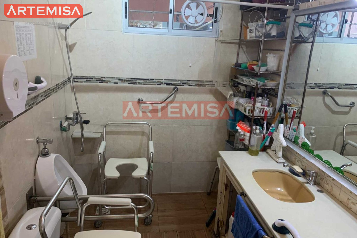 Casa ID.10 - Venta De Casa De Reposo Totalmente Equipada Inversores 