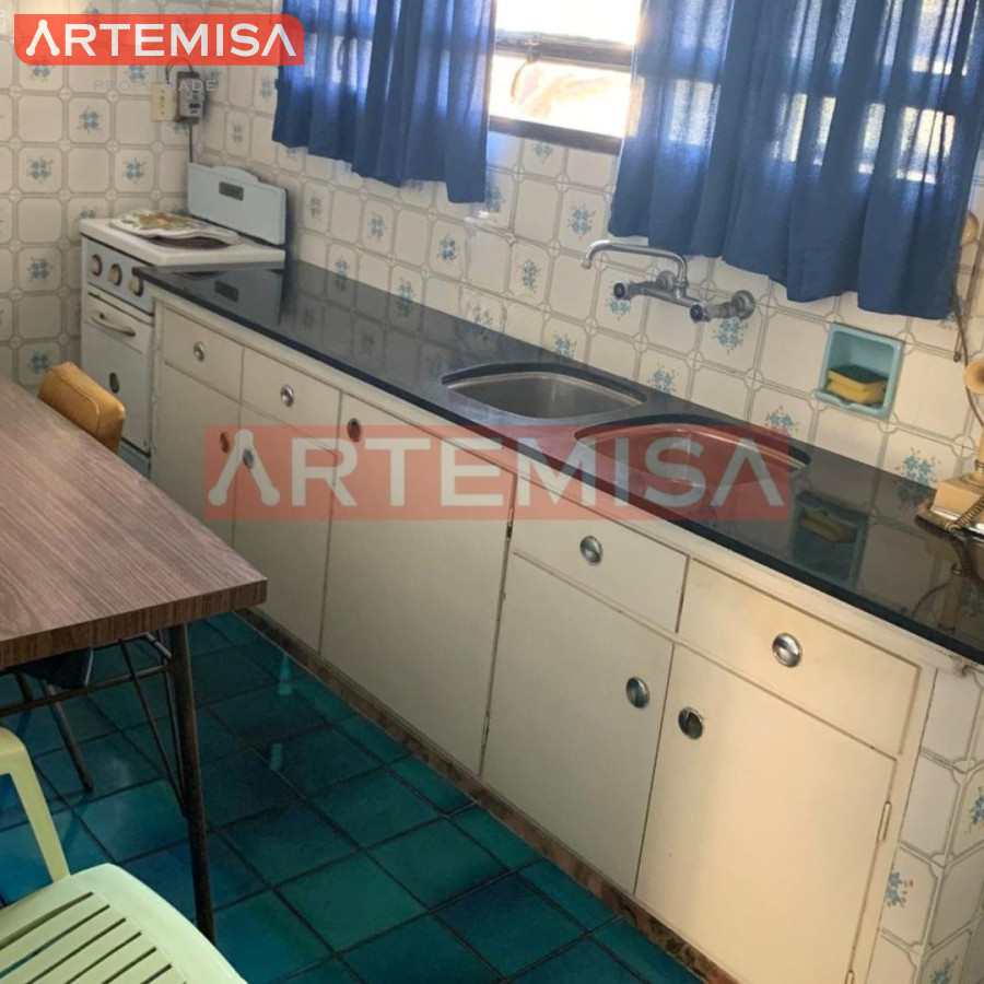Casa ID.13 - Inversionistas O Empresas! 2 Casas + 1 Apartamento En Carrasco + Más De 700 M2 De Terreno