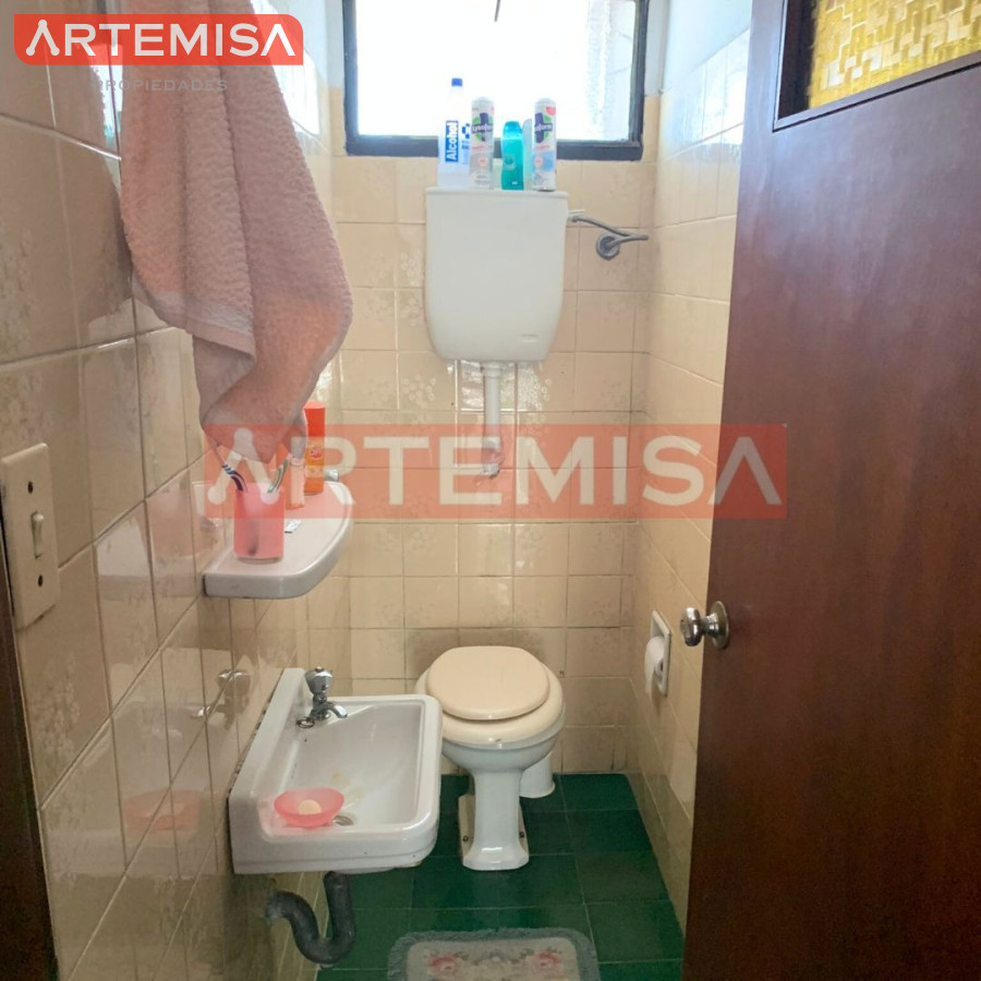 Casa ID.13 - Inversionistas O Empresas! 2 Casas + 1 Apartamento En Carrasco + Más De 700 M2 De Terreno