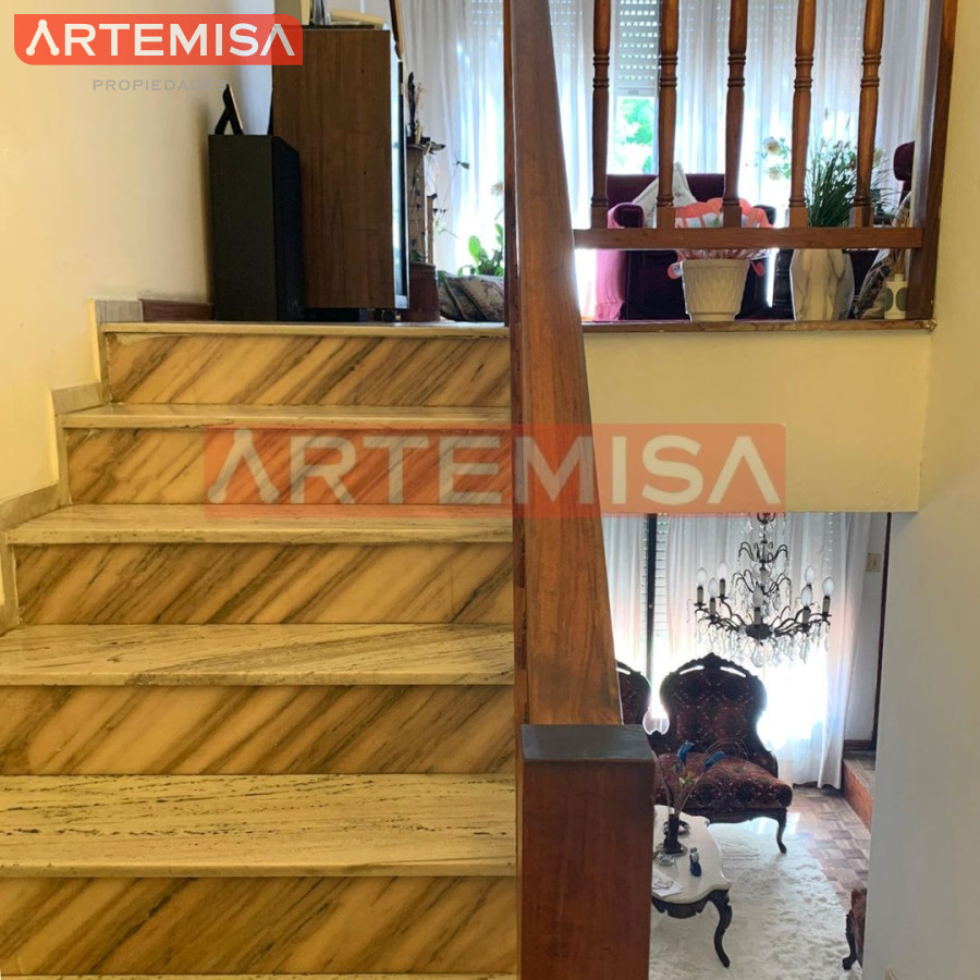 Casa ID.13 - Inversionistas O Empresas! 2 Casas + 1 Apartamento En Carrasco + Más De 700 M2 De Terreno
