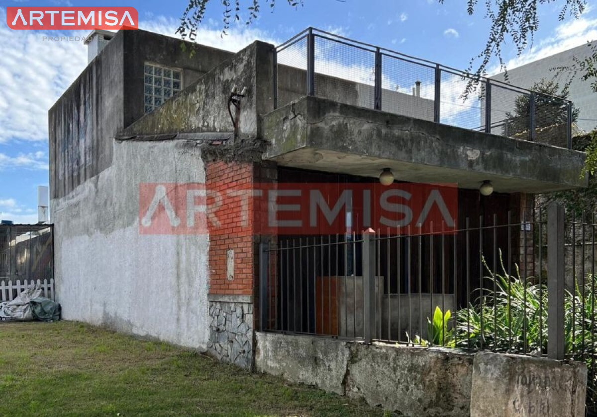 Casa ID.16 - Excelente Casa, Construcción Sólida, A Refaccionar, Inversionistas, A Pasos Nuevocentro Shopping 