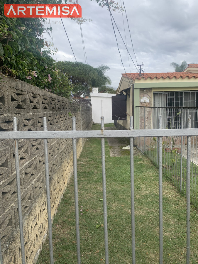 Casa ID.801 - Alquiler 1 dorm. con parrillero en la cocina.