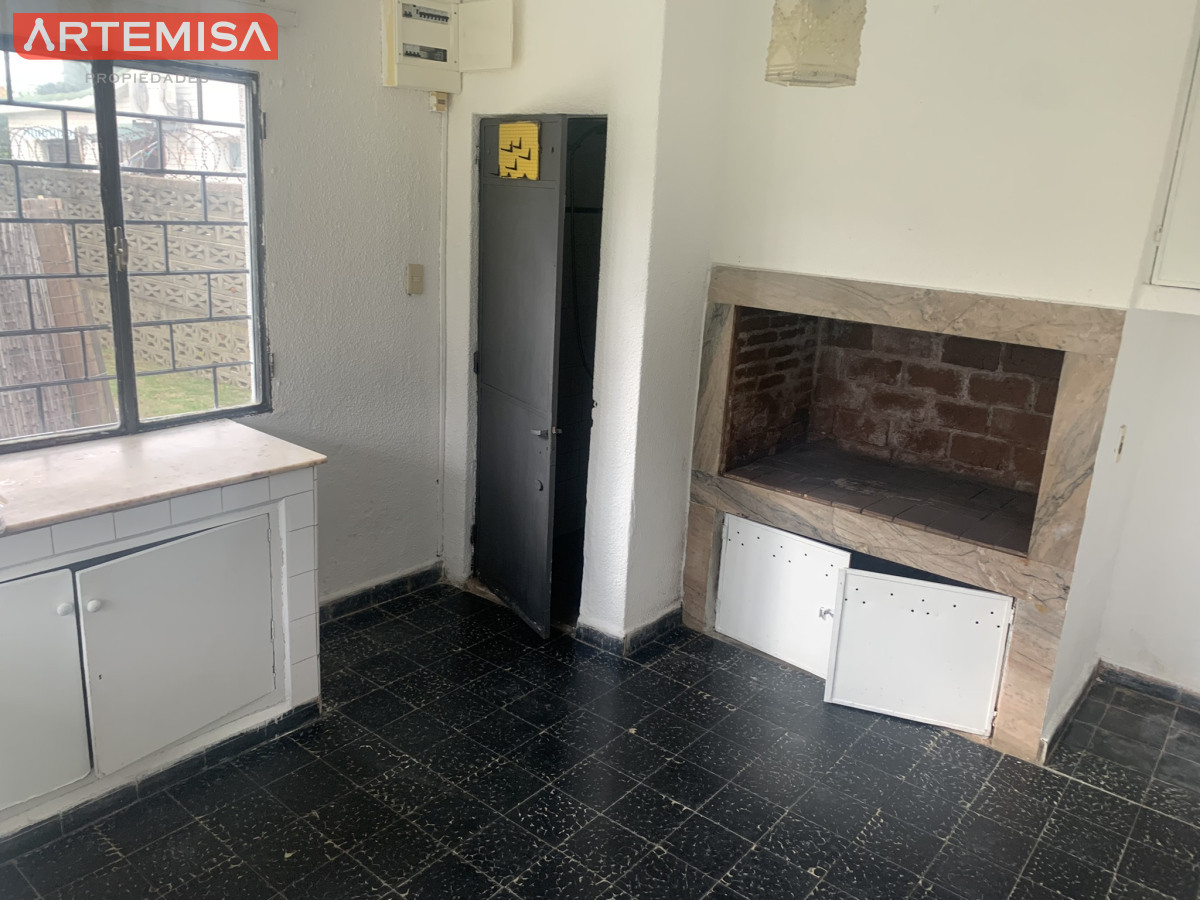 Casa ID.801 - Alquiler 1 dorm. con parrillero en la cocina.