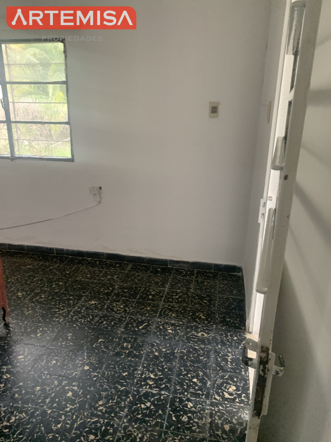 Casa ID.801 - Alquiler 1 dorm. con parrillero en la cocina.