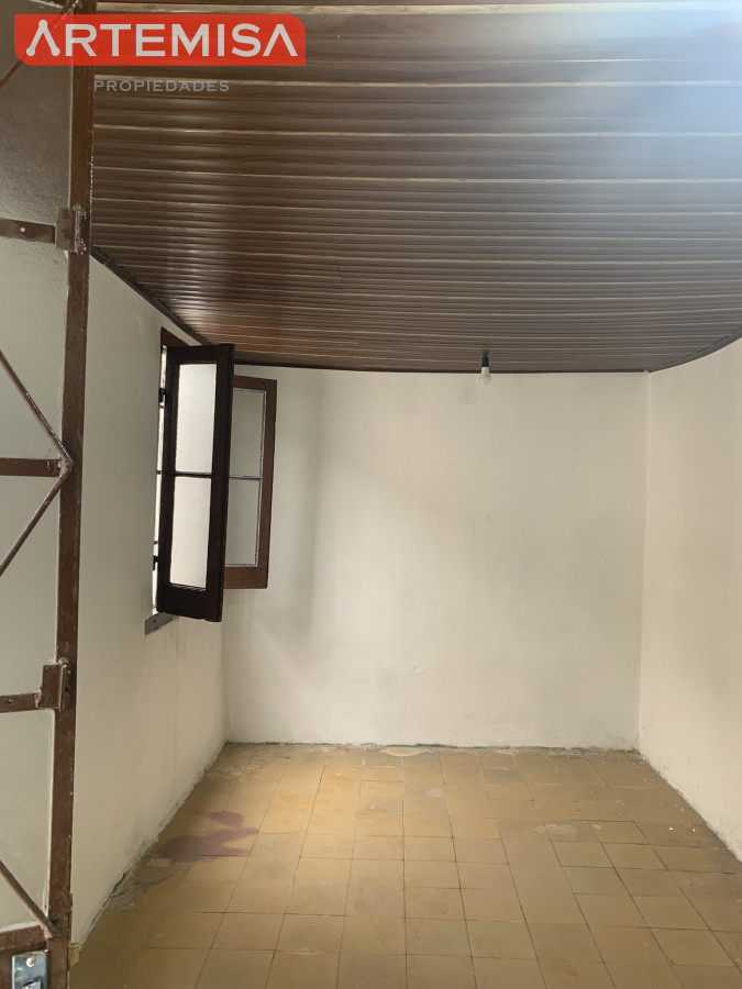 Casa ID.806 - Inversionista: Apartamentos, deposito y Garage.