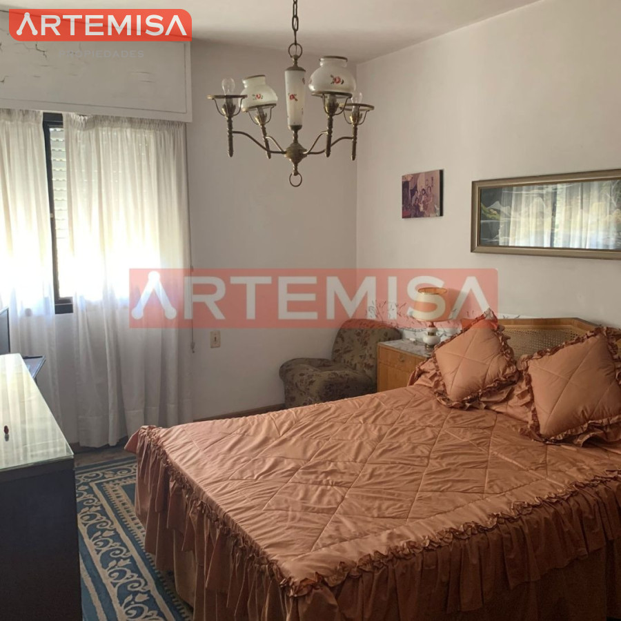 Casa ID.13 - Inversionistas O Empresas! 2 Casas + 1 Apartamento En Carrasco + Más De 700 M2 De Terreno