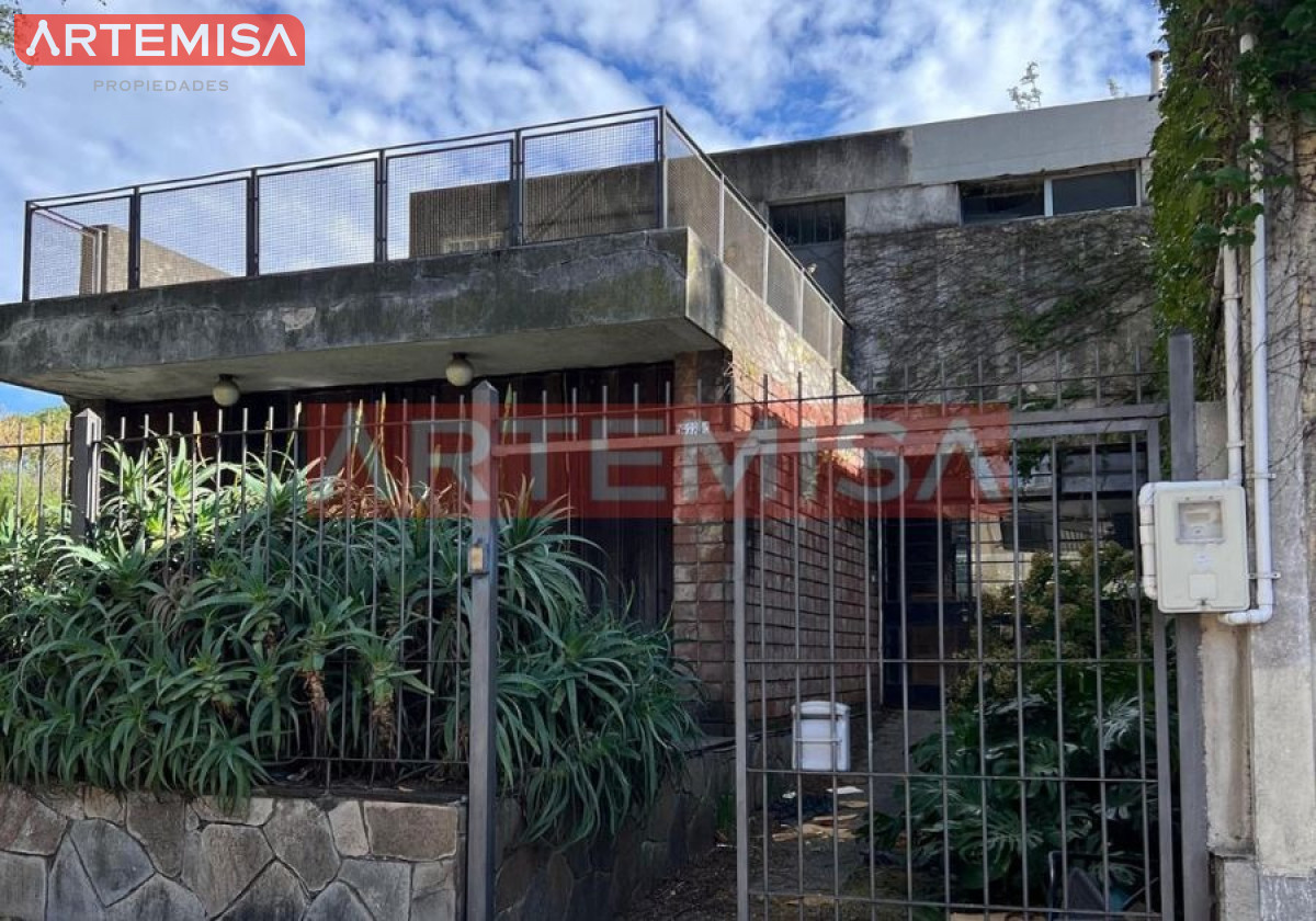 Casa ID.16 - Excelente Casa, Construcción Sólida, A Refaccionar, Inversionistas, A Pasos Nuevocentro Shopping 