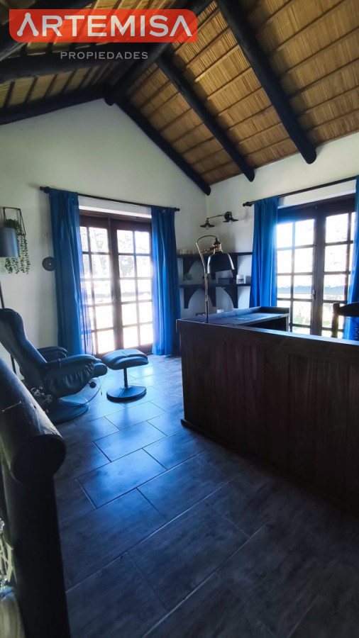 Casa ID.981 - CASA ESTILO TRADICIONAL TECHO ALTO