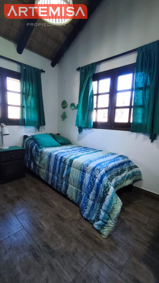 Casa ID.981 - CASA ESTILO TRADICIONAL TECHO ALTO