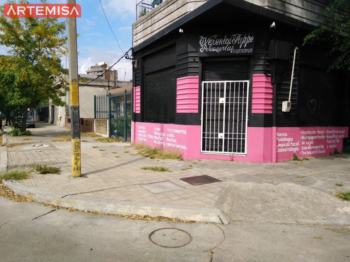Local Comercial ID.12 - Local en Montevideo, Brazo Oriental